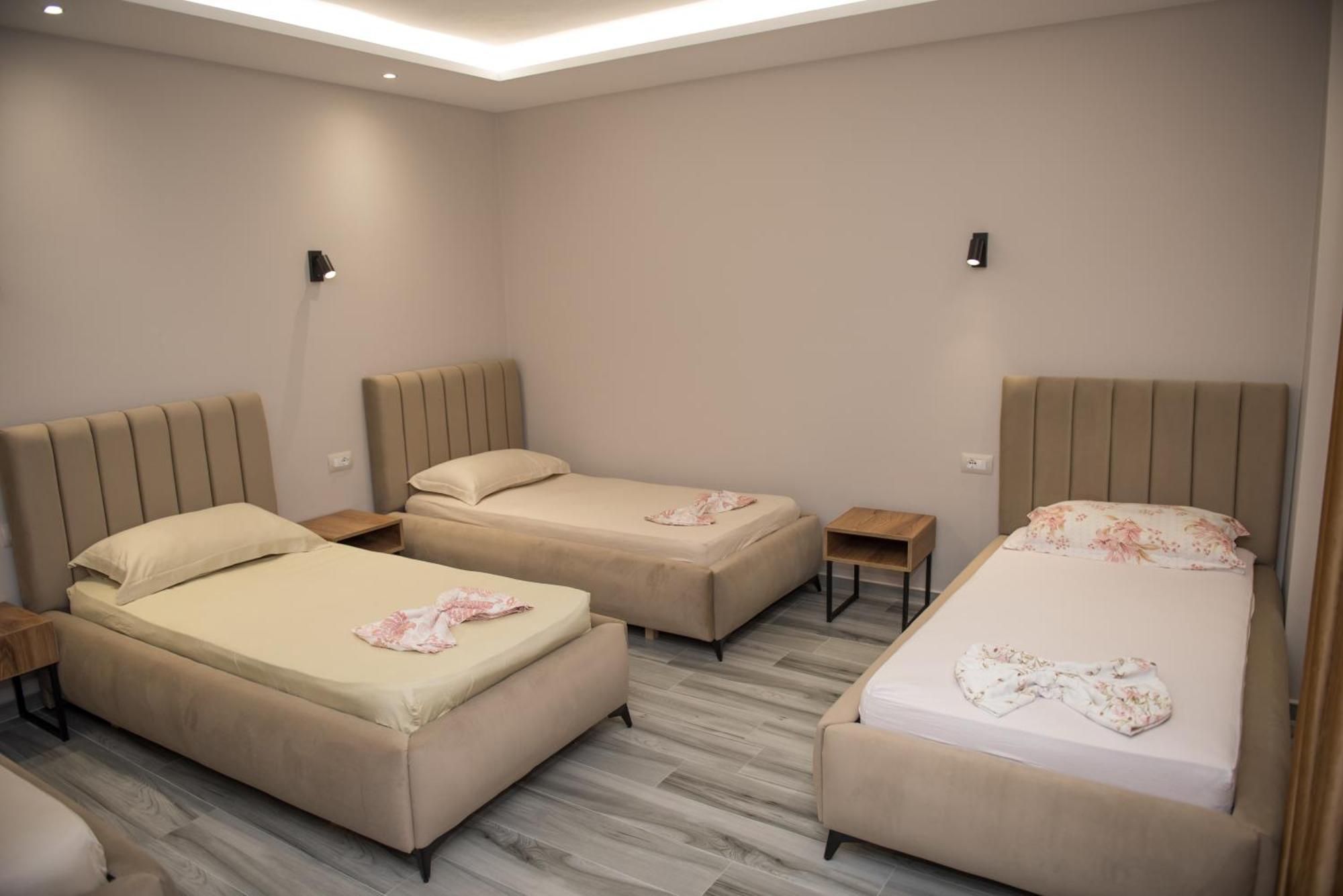 New Donantelo Hotel Avlonya Dış mekan fotoğraf
