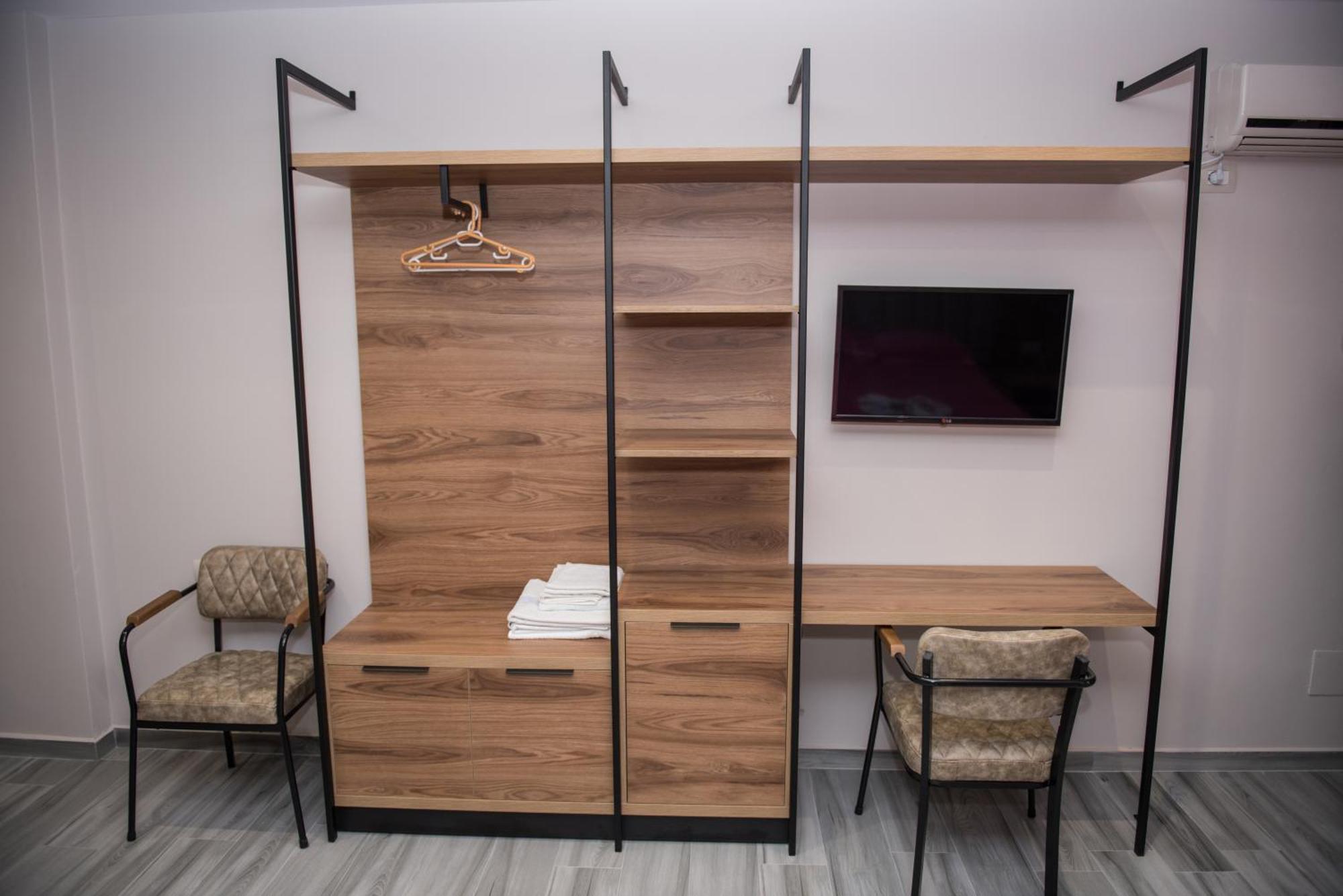 New Donantelo Hotel Avlonya Dış mekan fotoğraf