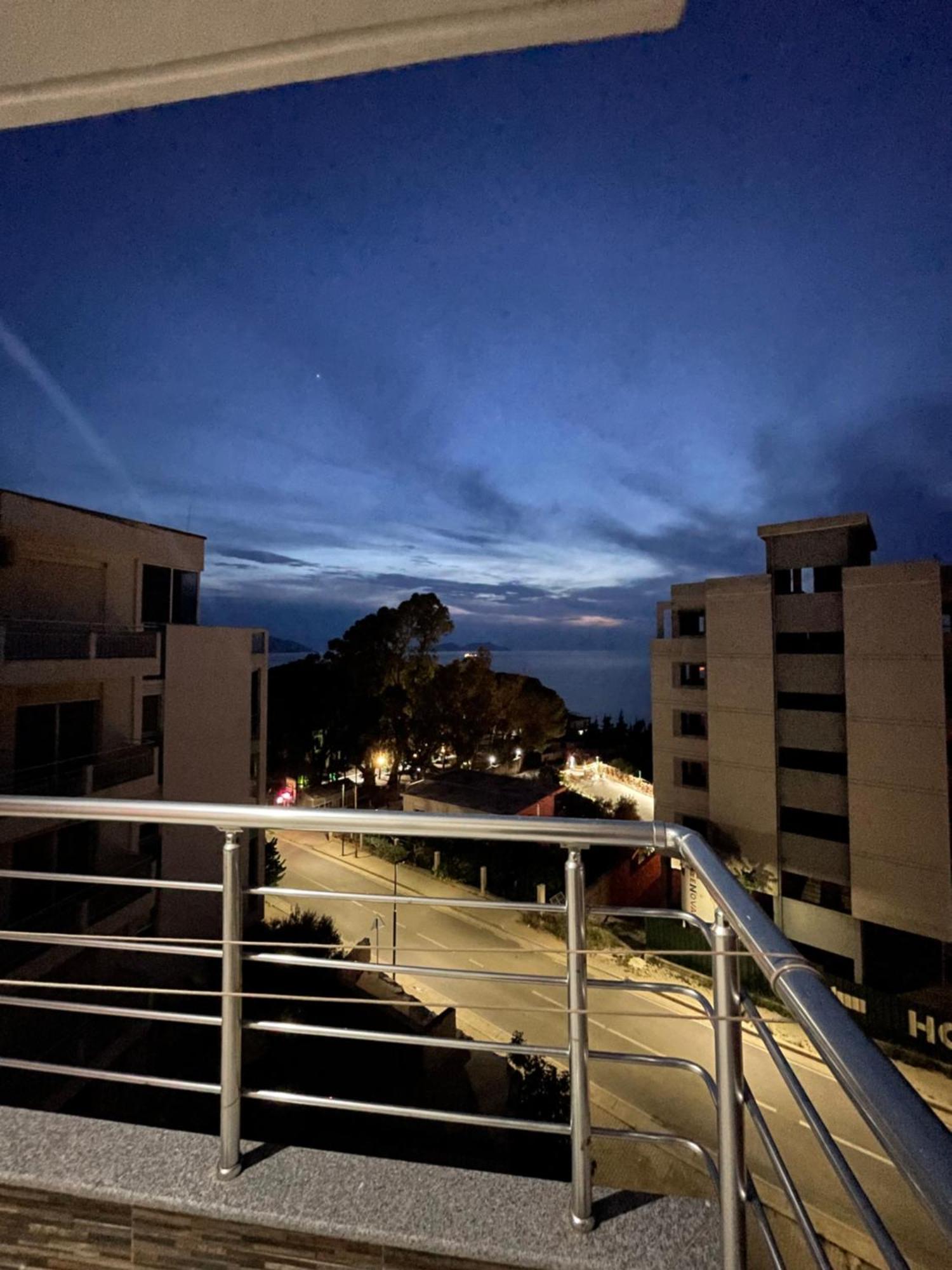 New Donantelo Hotel Avlonya Dış mekan fotoğraf